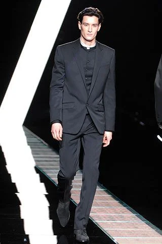 Look 3